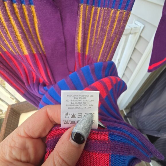 Never-worn Colorful Sweater Dress - Picture 5 of 6